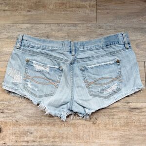 Abercrombie & Fitch Y2K Distressed Denim Shorts Low Rise Frayed Size 8 W29